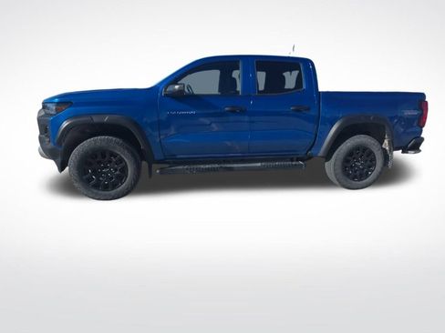 Used 2024 Chevrolet Colorado Trail Boss image 19