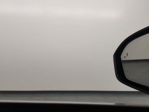 Used 2023 Lincoln Nautilus Reserve w/ Equipment Group 201A image 21