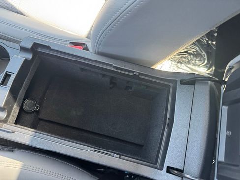 Used 2019 Subaru Outback 3.6R Limited AWD/4WD image 15