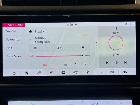 Used 2019 Land Rover Range Rover Sport SE image 11