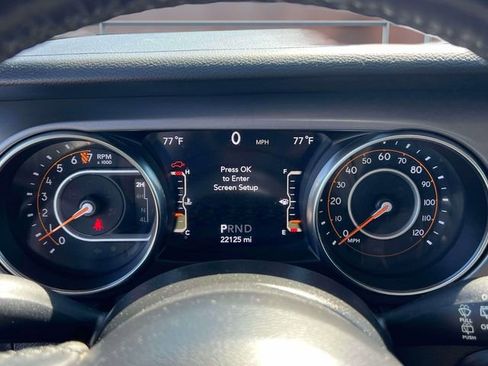 Used 2021 Jeep Wrangler Unlimited AWD/4WD image 23