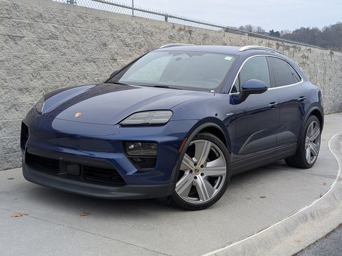 Certified 2024 Porsche Macan 4 Electric image 1