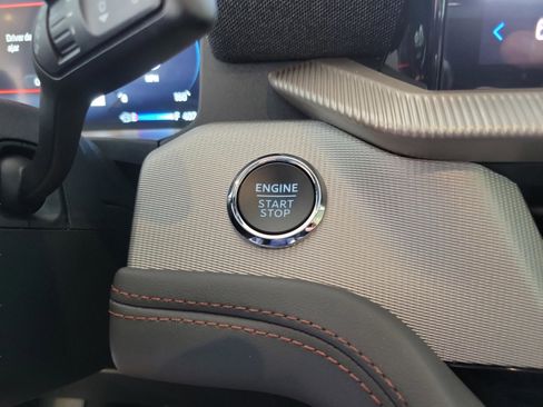 New 2026 Ford Explorer Active w/ Active Comfort Package image 18