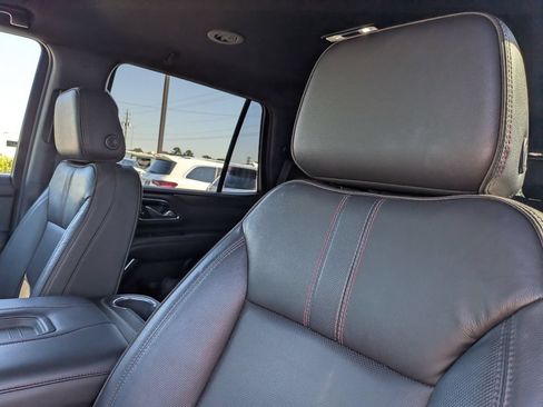 Used 2021 Chevrolet Tahoe RST RWD image 11