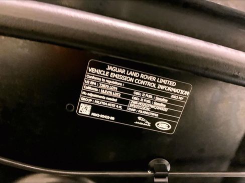 Used 2023 Land Rover Range Rover SE image 32