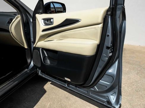 Used 2019 INFINITI QX60 Luxe w/ Essential Package image 52