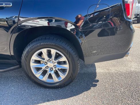 Used 2021 Chevrolet Tahoe Premier image 12