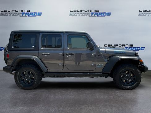 Used 2023 Jeep Wrangler Unlimited AWD/4WD image 4