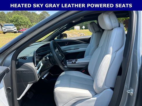 Used 2025 Cadillac Lyriq Sport RWD image 5