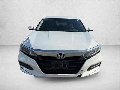 Used 2018 Honda Accord LX image 2