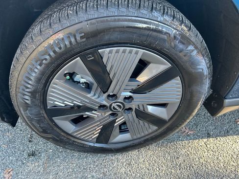 Used 2025 Nissan Murano SL w/ Cargo Package image 12