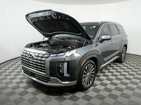 Used 2023 Hyundai Palisade Calligraphy w/ Cargo Package image 35