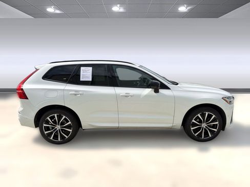 Certified 2023 Volvo XC60 B5 Plus w/ Climate Package AWD/4WD image 8