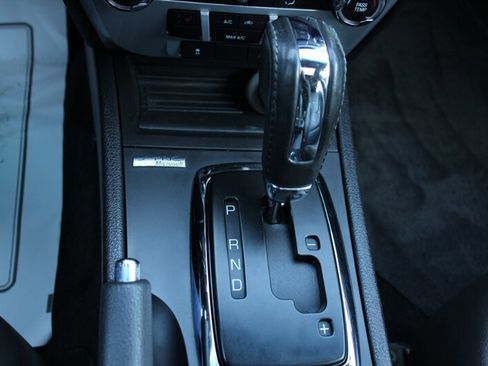 Used 2010 Ford Fusion SEL image 8