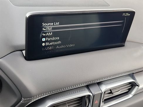 New 2025 MAZDA CX-5 AWD 2.5 S w/ Preferred Package image 11