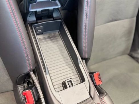 Used 2022 Porsche 718 Boxster Spyder RWD image 35