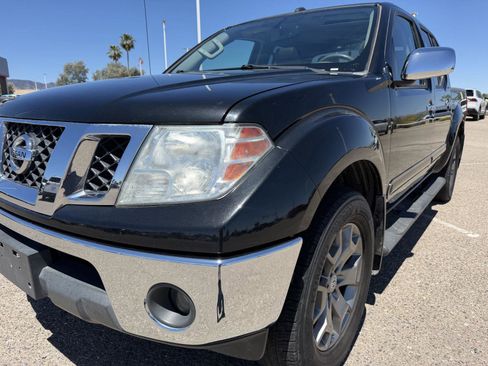 Used 2019 Nissan Frontier SL AWD/4WD image 10