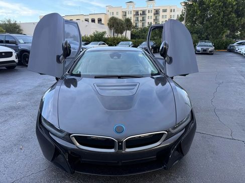 Used 2019 BMW i8 Coupe image 11