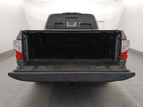 Used 2017 Nissan Titan SV RWD image 29