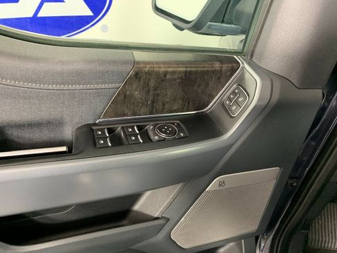 Used 2021 Ford F150 Lariat AWD/4WD image 14