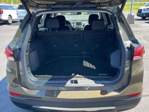Used 2024 Chevrolet Equinox LT w/ LPO, Floor Liner Package FWD image 29