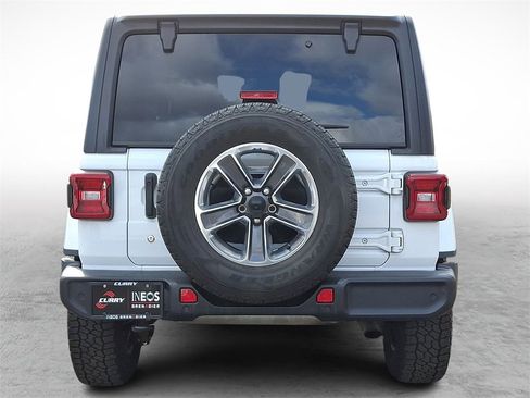 Used 2019 Jeep Wrangler Unlimited Sahara w/ Dual Top Group image 5