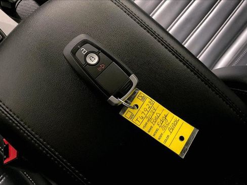 Used 2024 Ford Edge SEL AWD/4WD image 11