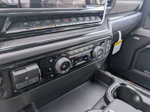 New 2026 Chevrolet Silverado 1500 ZR2 AWD/4WD image 22