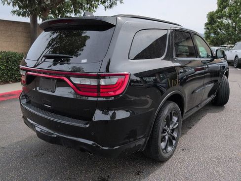 Used 2025 Dodge Durango GT w/ Blacktop Package AWD/4WD image 8
