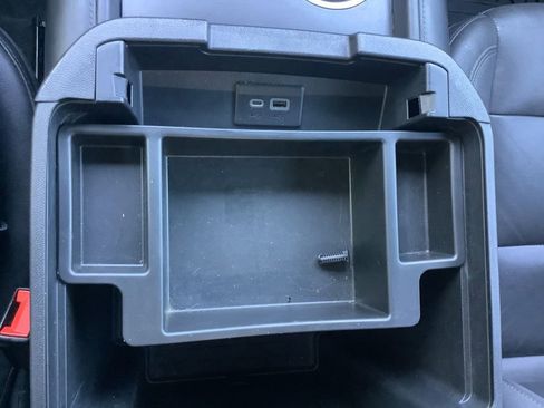 Used 2022 Chevrolet Tahoe Z71 w/ Luxury Package image 23