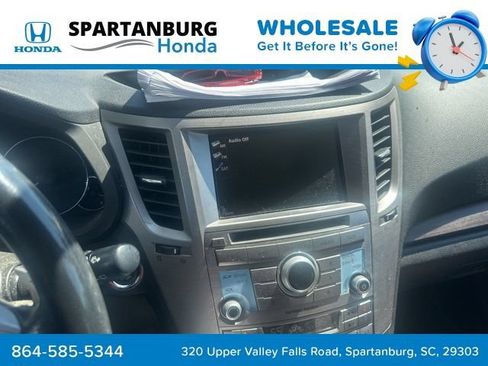 Used 2013 Subaru Outback 2.5i Limited AWD/4WD image 8
