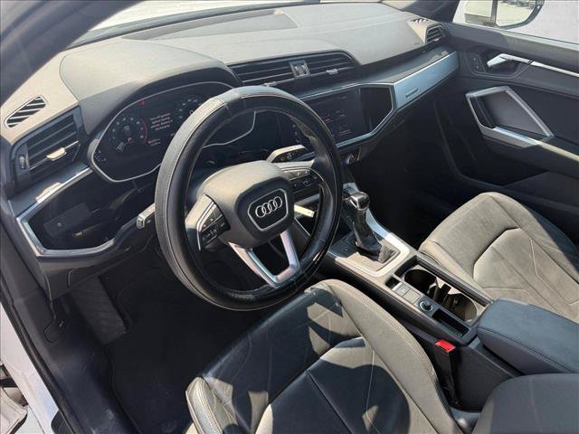 Used 2021 Audi Q3 2.0T Premium AWD/4WD image 10