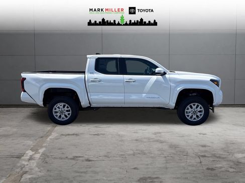 New 2026 Toyota Tacoma SR5 AWD/4WD image 7