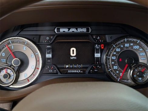 Used 2022 RAM 2500 Limited image 14