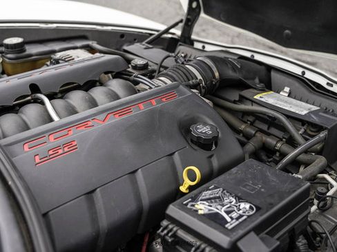 Used 2006 Chevrolet Corvette Convertible w/ Preferred Equipment Group RWD image 25