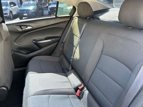 Used 2017 Chevrolet Cruze LS image 15
