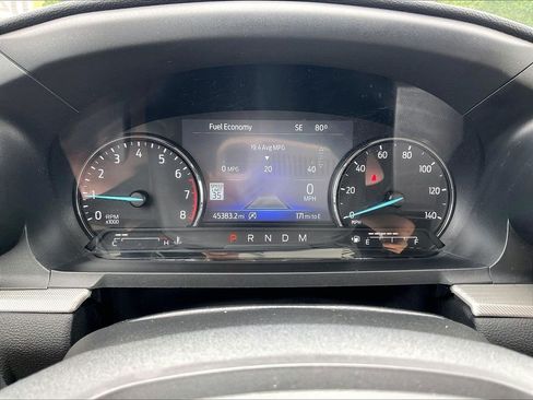 Used 2020 Ford Explorer XLT w/ Equipment Group 202A AWD/4WD image 25