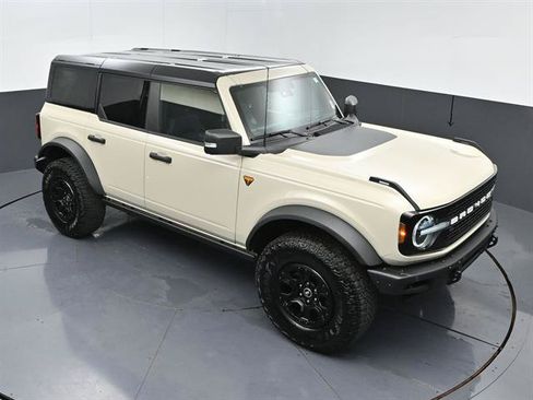 Used 2025 Ford Bronco Badlands AWD/4WD image 34
