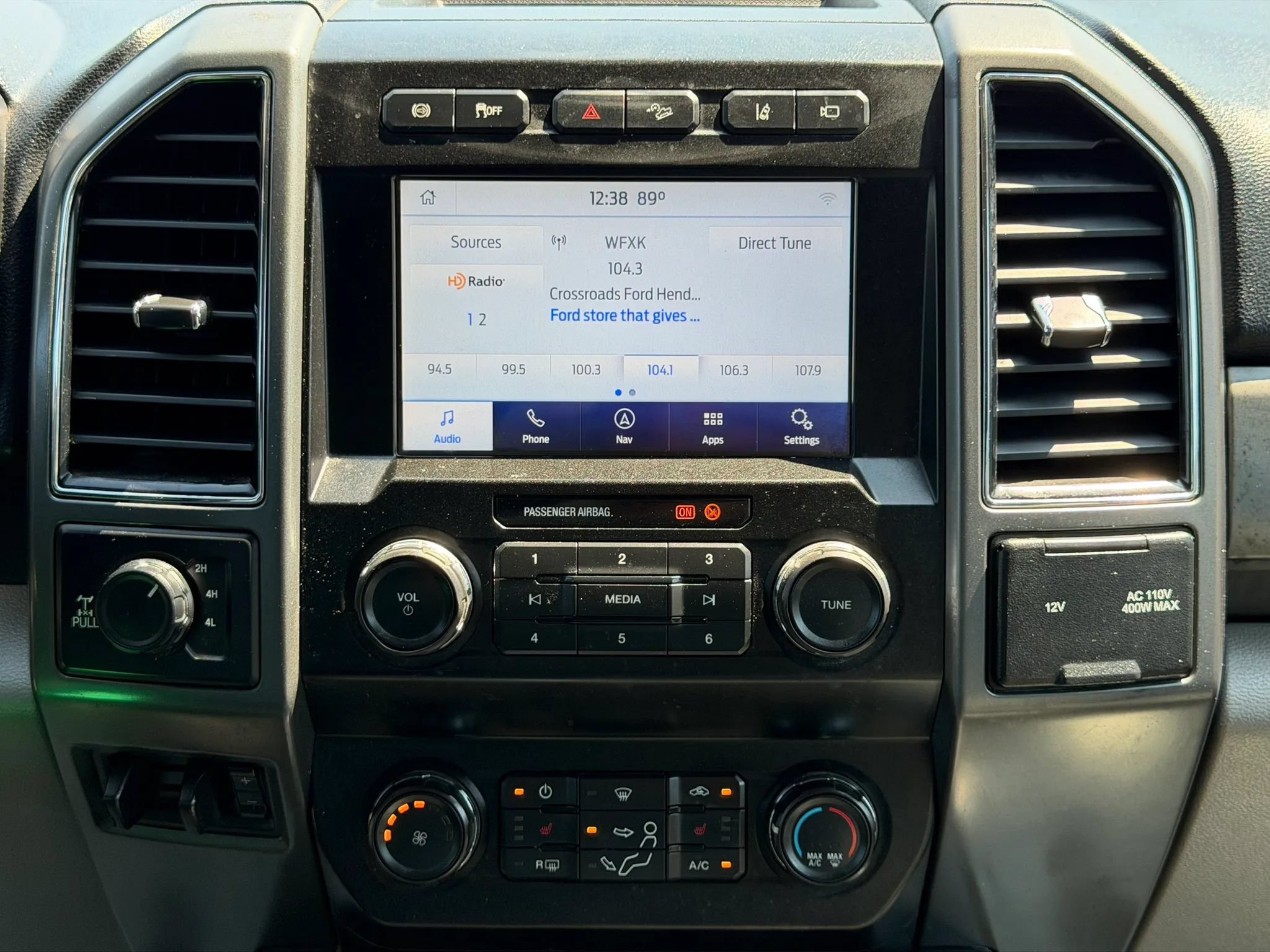 Used 2020 Ford F250 XLT w/ XLT Premium Package AWD/4WD image 27