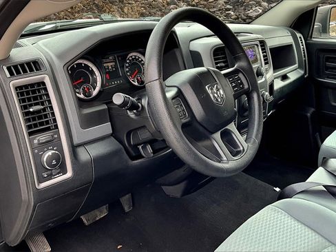 Used 2016 RAM 1500 Express image 12