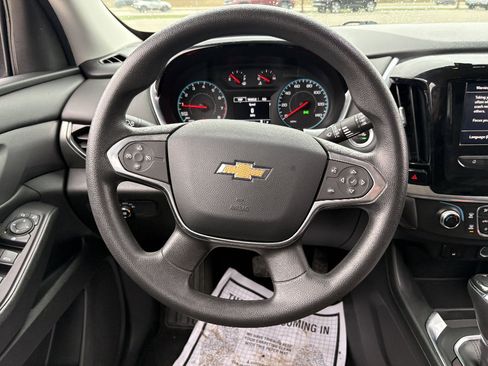Used 2020 Chevrolet Traverse LS image 24
