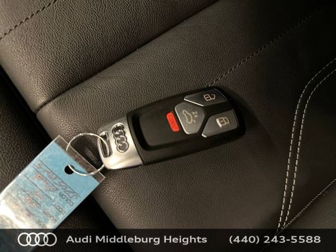 Certified 2025 Audi Q5 2.0T Premium Plus w/ Premium Plus Package image 34