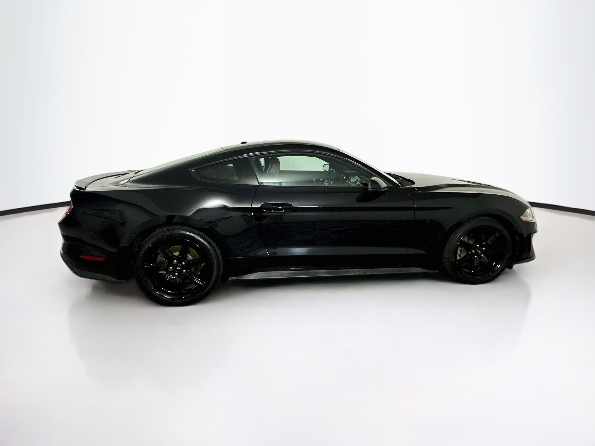 Used 2019 Ford Mustang GT Premium w/ Black Accent Package RWD image 10