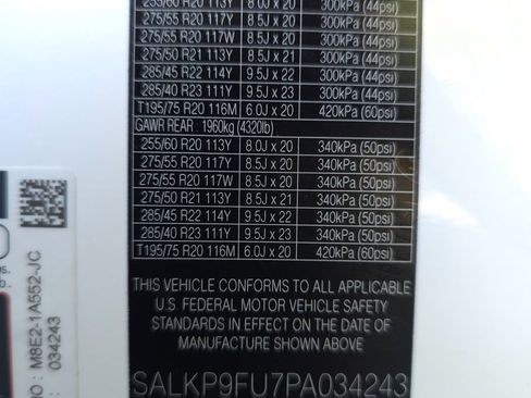 Used 2023 Land Rover Range Rover SE image 64