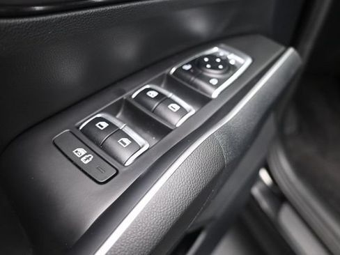 Used 2025 Kia Sorento S w/ Panoramic Sunroof Package FWD image 22