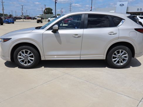 Used 2025 MAZDA CX-5 AWD 2.5 S w/ Preferred Package image 8