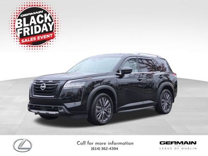 Used 2023 Nissan Pathfinder SL w/ SL Premium Package