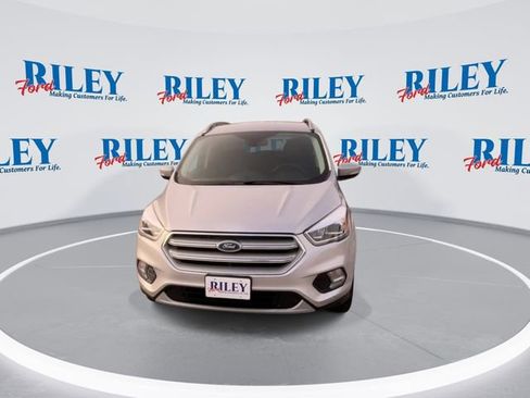 Certified 2019 Ford Escape Titanium image 3