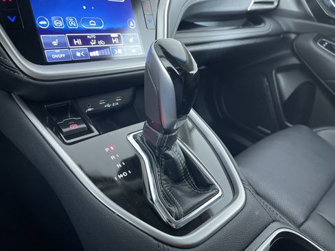 Used 2022 Subaru Outback Limited AWD/4WD image 21