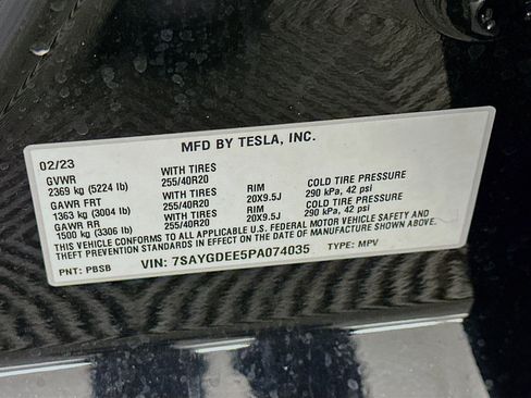 Used 2023 Tesla Model Y Long Range AWD/4WD image 12